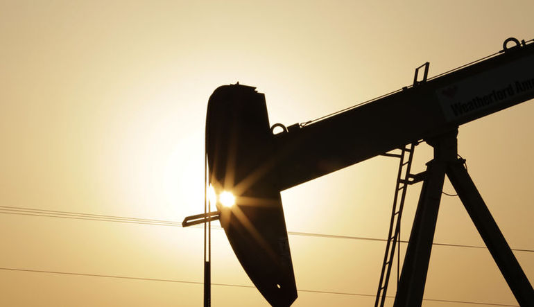 ABD petrol fiyatı tahminlerini düşürdü ABD petrol fiyatı tahminlerini düşürdü